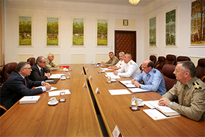 General Manager and Romanian Chief of General Staff discuss support to NATO’s Readiness Action Plan